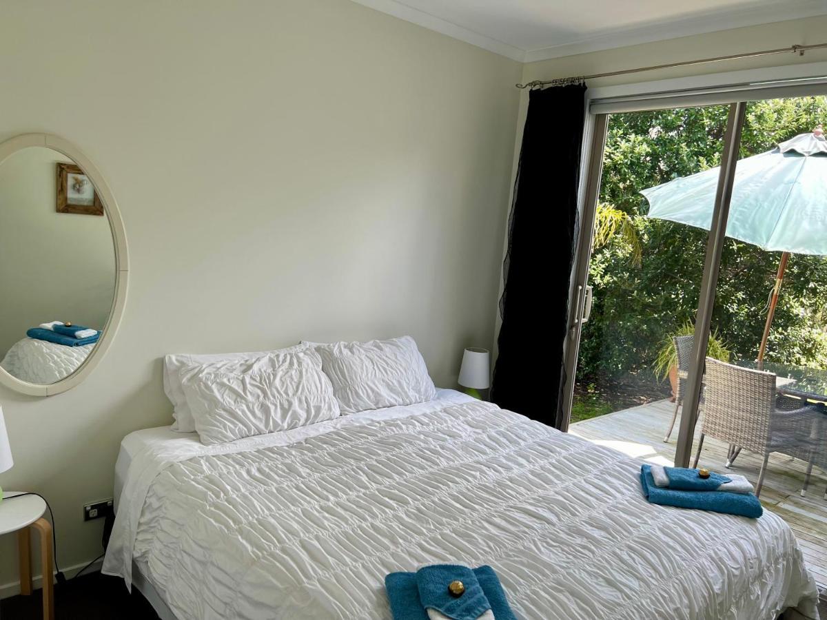 Bed and Breakfast Jennie'S In Whitianga Esterno foto